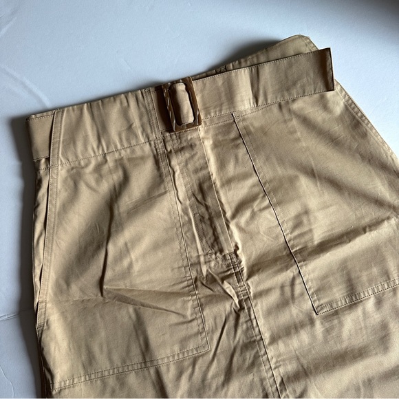 H&M utility skirt Size 8 Like new - Picture 2 of 15